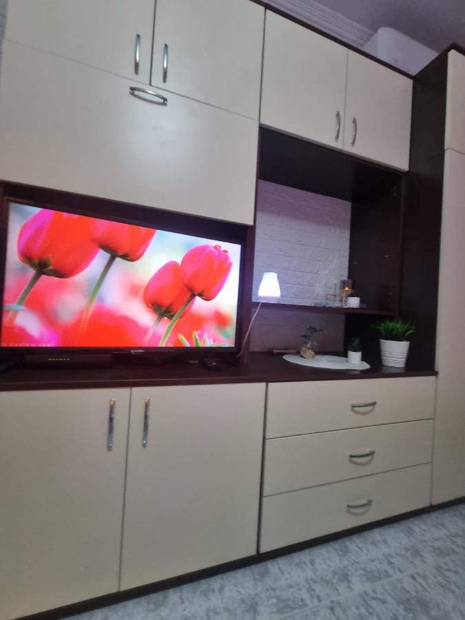 Iris Opera Center Apartment Ruse Bagian luar foto