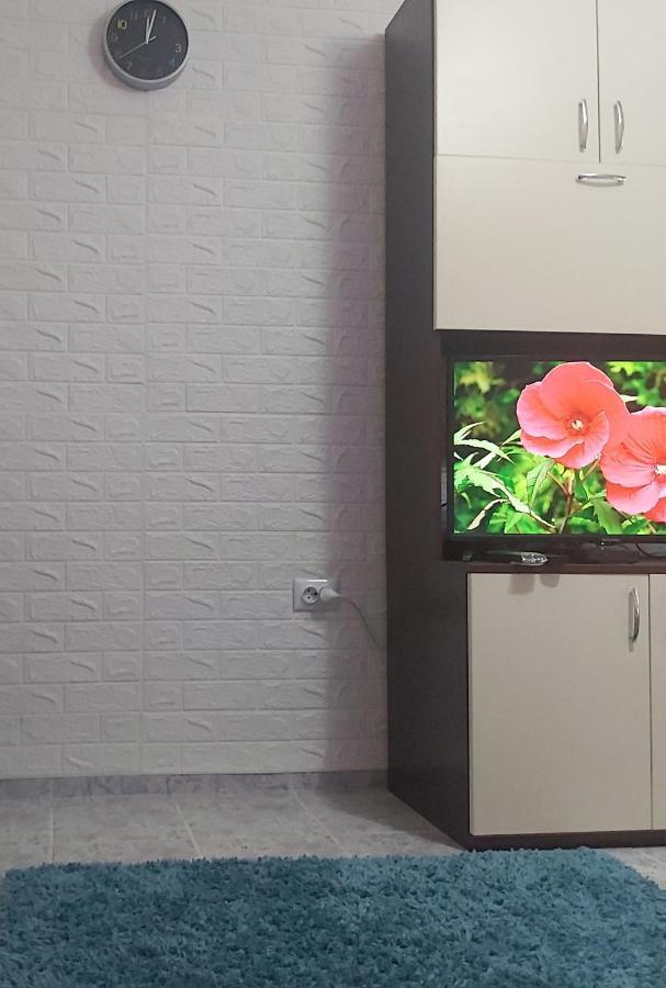 Iris Opera Center Apartment Ruse Bagian luar foto